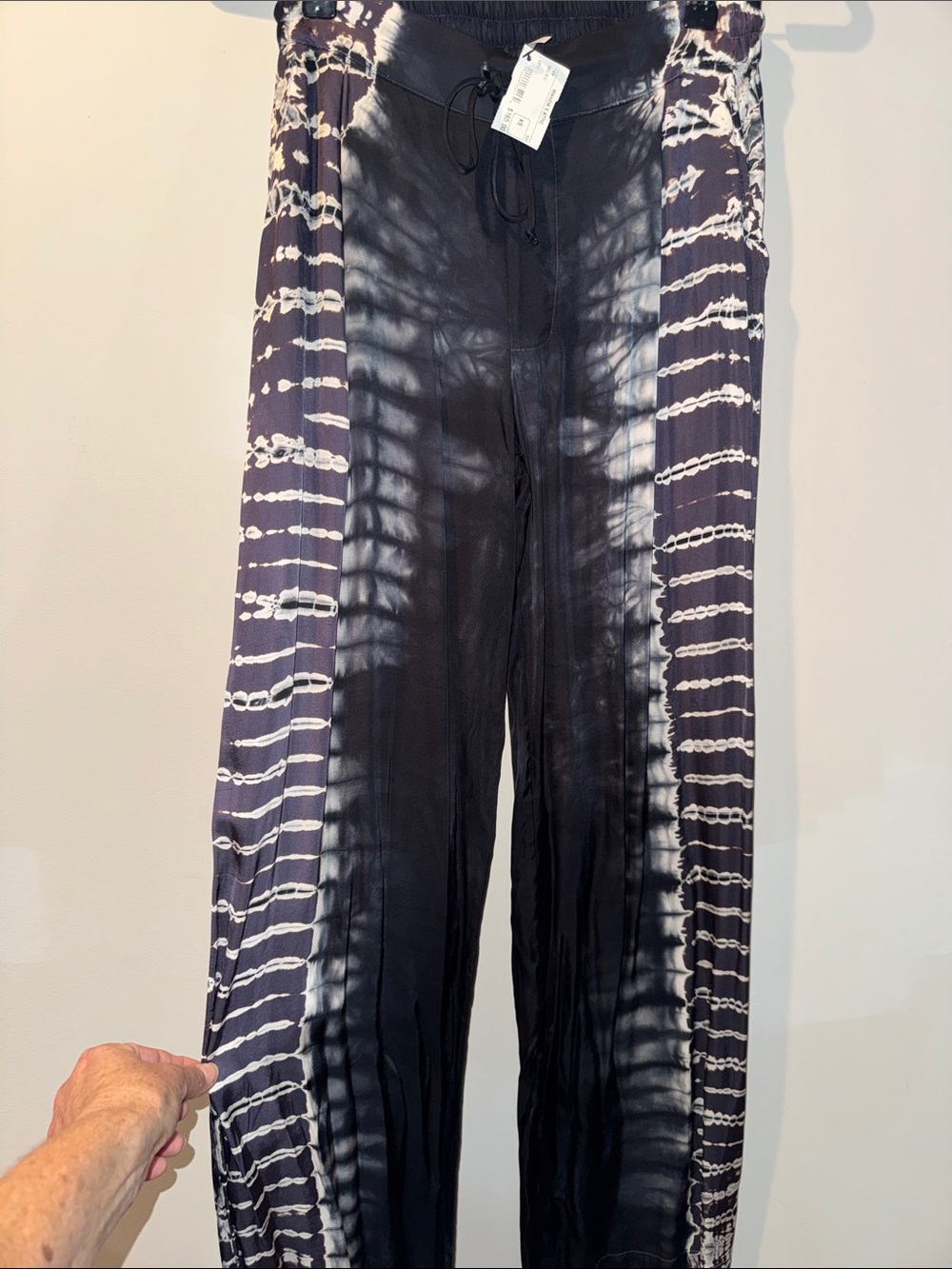 NWT: YFB Dressy Drawstring Pants, Side Pockets, Silky Feel! Business Casual